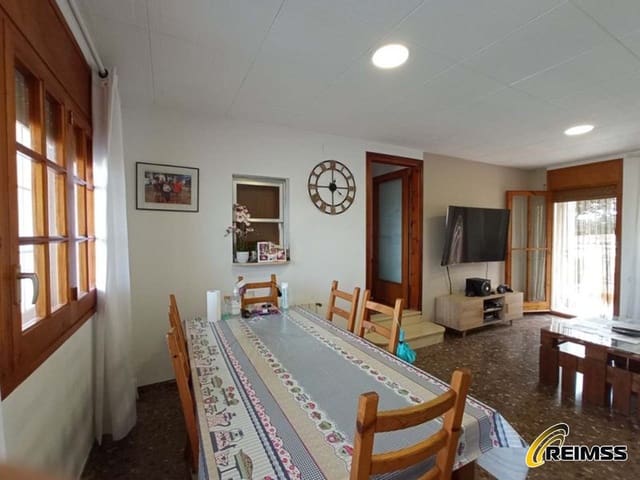 3 slaapkamer Villa te koop in Maçanet de la Selva met garage - € 273.000 (Ref: 9972540)