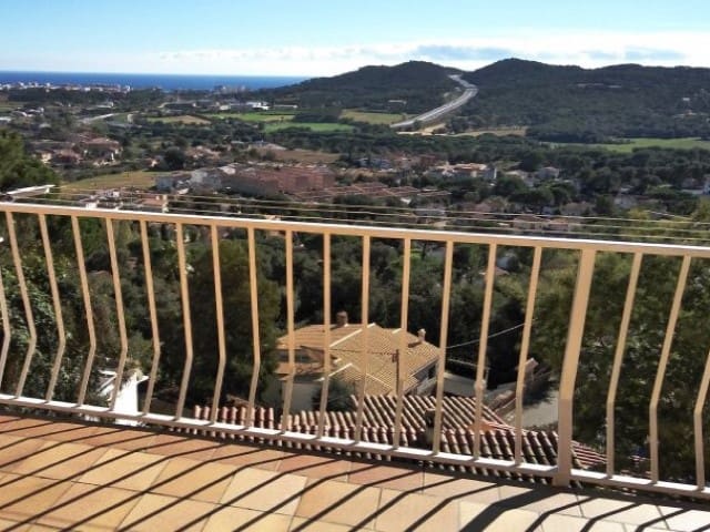 Chalet de 5 habitaciones en Calonge i Sant Antoni en venta - 480.000 € (Ref: 9975812)