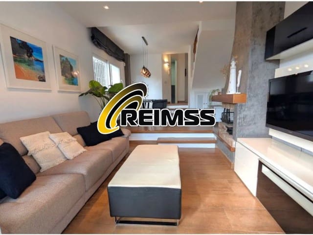 3 camera da letto Villa in vendita in Castell-Platja d'Aro con piscina - 475.000 € (Rif: 9975813)