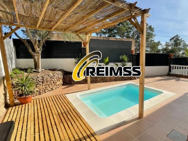 5 sypialnia Willa na sprzedaż w Urbanitzacions del Nord, Lloret de Mar z basenem garażem - 375 000 € (Ref: 9975814)