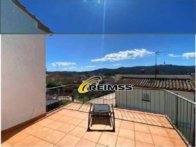 4 soveværelse Villa til salg i Santa Cristina d'Aro - € 445.000 (Ref: 9975816)