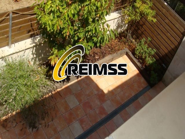 4 bedroom Villa for sale in Lloret de Mar with pool garage - € 560,000 (Ref: 9977882)