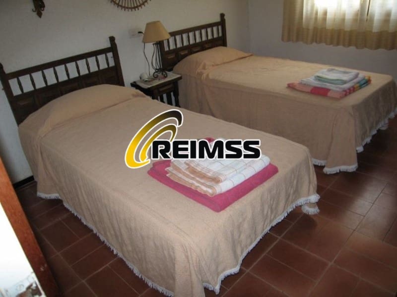5 slaapkamer Villa te koop in Castell-Platja d'Aro met zwembad garage - € 795.000 (Ref: 9996408)