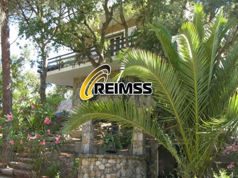 5 slaapkamer Villa te koop in Castell-Platja d'Aro met zwembad garage - € 795.000 (Ref: 9996408)