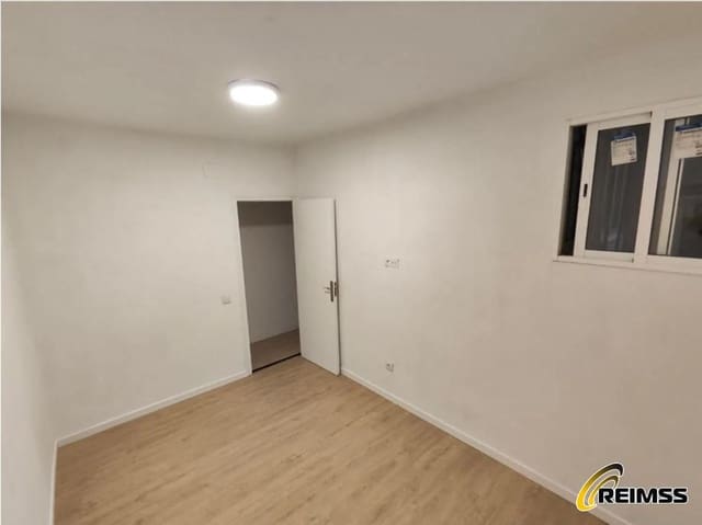 4 quarto Apartamento para venda em Tordera - 188 895 € (Ref: 9999375)