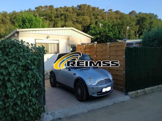 4 chambre Villa/Maison à vendre à Tordera avec piscine garage - 110 000 € (Ref: 9999377)