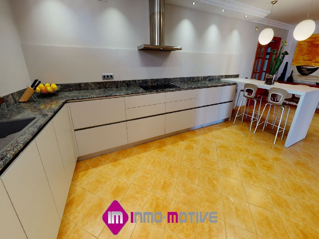 6 soveværelse Villa til salg i Benicarlo med swimmingpool garage - € 550.000 (Ref: 6522619)