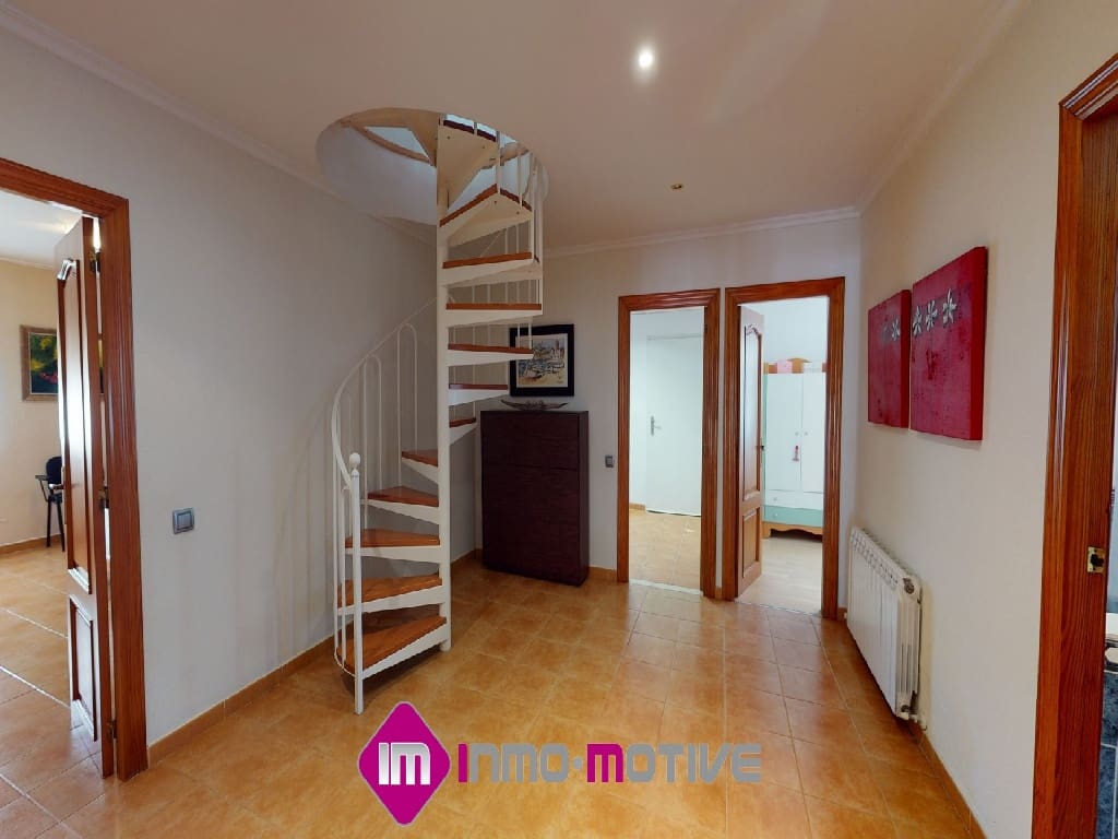 6 soveværelse Villa til salg i Benicarlo med swimmingpool garage - € 550.000 (Ref: 6522619)