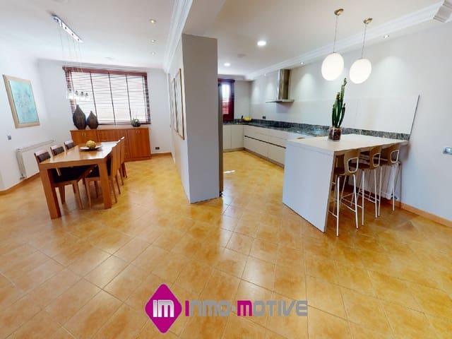 6 soveværelse Villa til salg i Benicarló med swimmingpool garage - € 550.000 (Ref: 6522619)