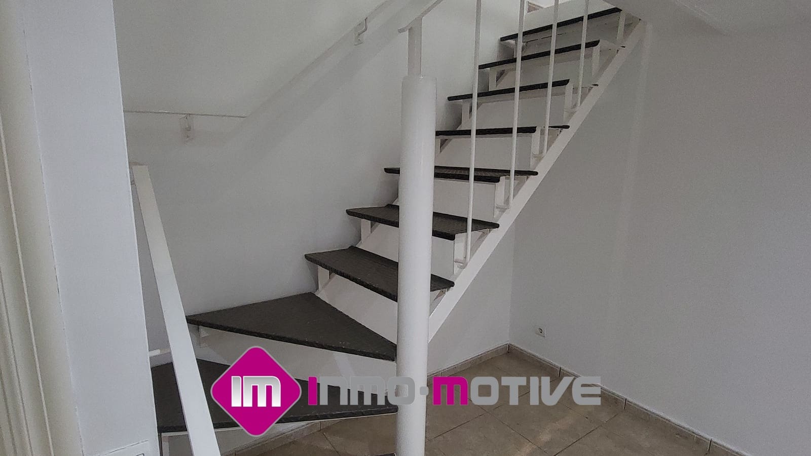 4 soveværelse Byhus til salg i Tarragona by - € 124.000 (Ref: 8968739)