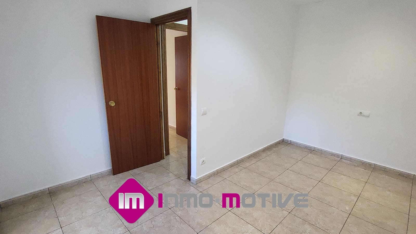 4 soveværelse Byhus til salg i Tarragona by - € 124.000 (Ref: 8968739)