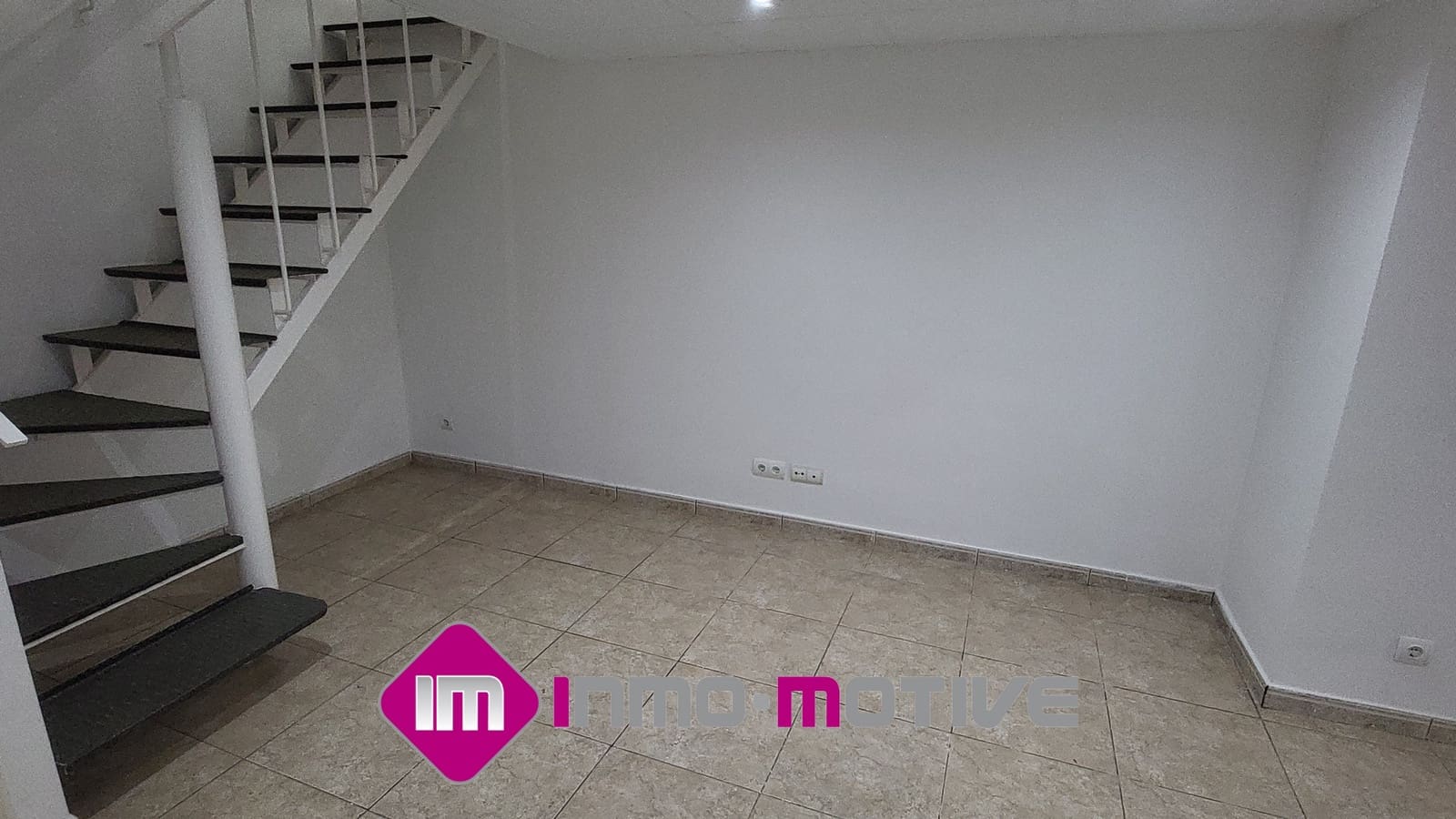 4 soveværelse Byhus til salg i Tarragona by - € 124.000 (Ref: 8968739)