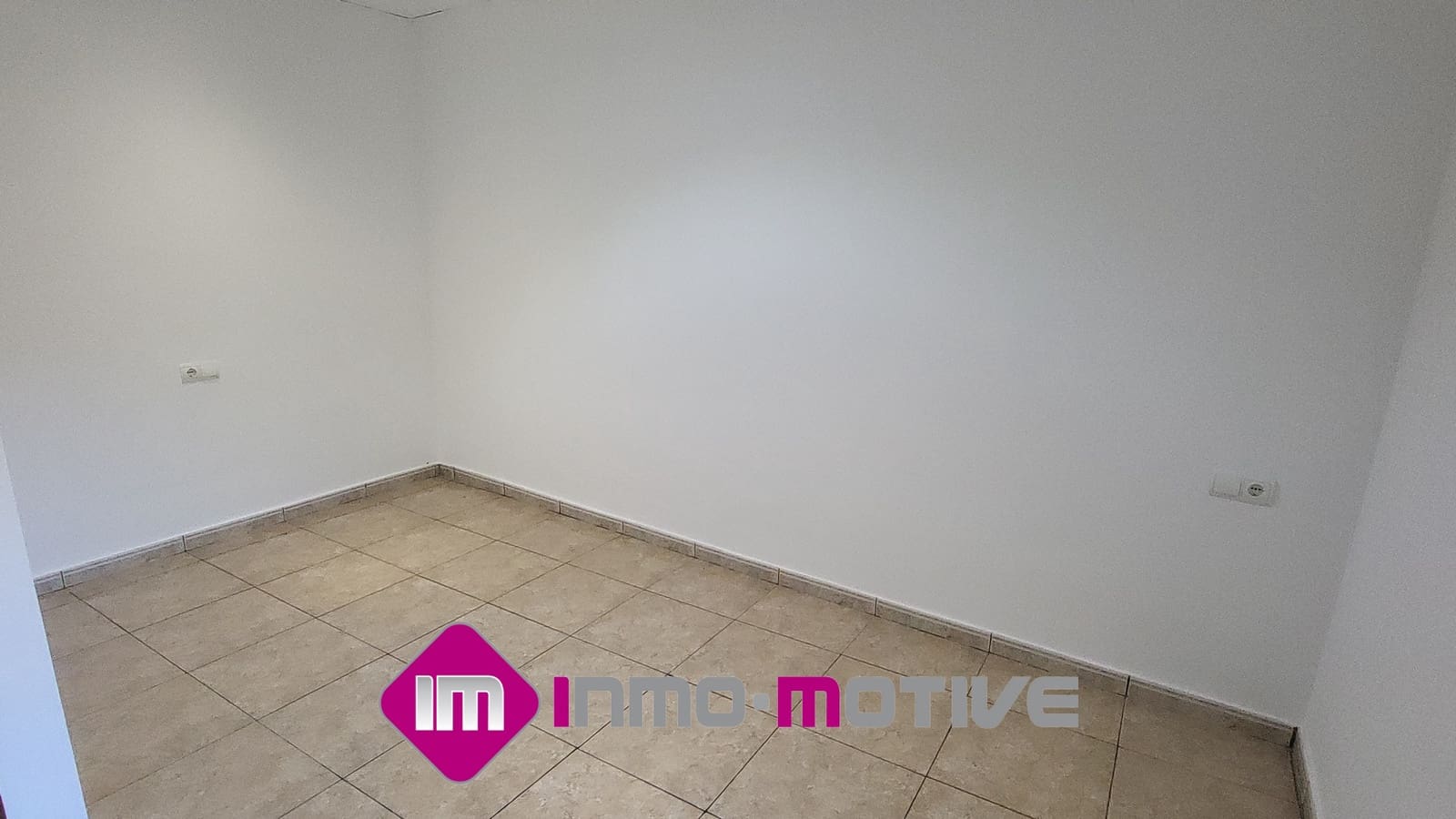 4 soveværelse Byhus til salg i Tarragona by - € 124.000 (Ref: 8968739)