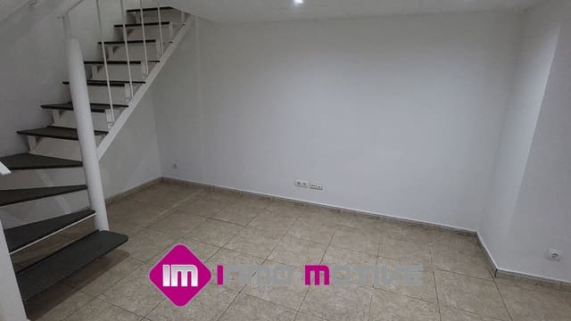 4 soverom Hus til salgs i Tarragona by - € 124 000 (Ref: 8968739)