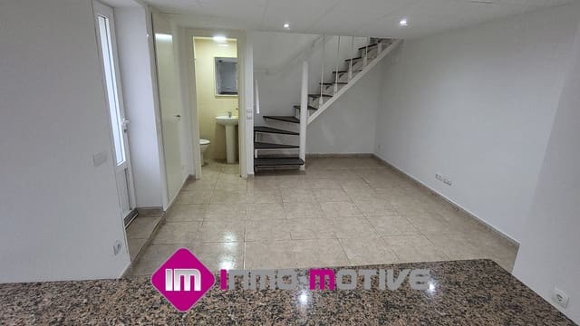 4 soverom Hus til salgs i Tarragona by - € 124 000 (Ref: 8968739)