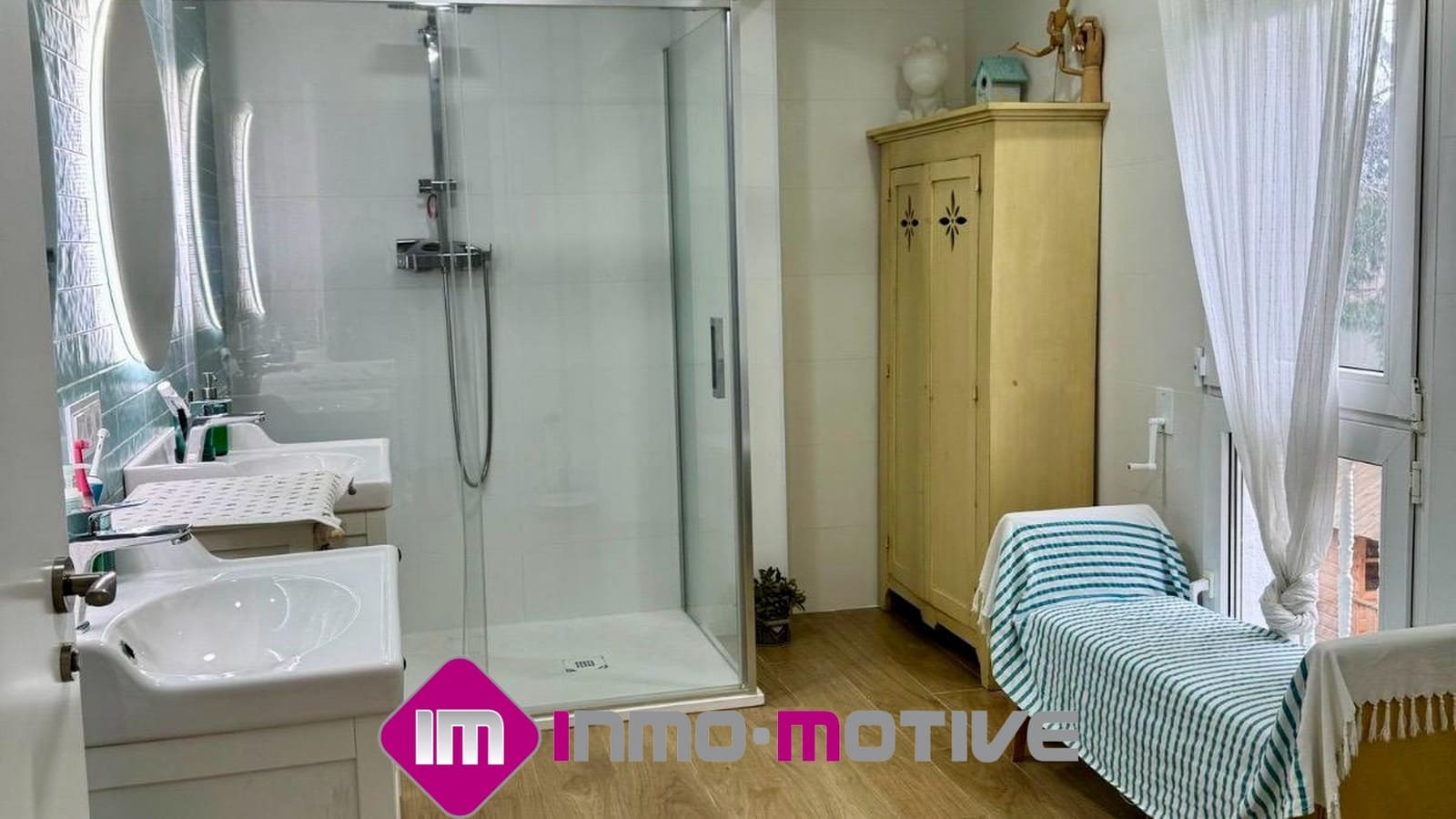 5 soveværelse Villa til salg i Alginet med swimmingpool - € 595.000 (Ref: 9013086)