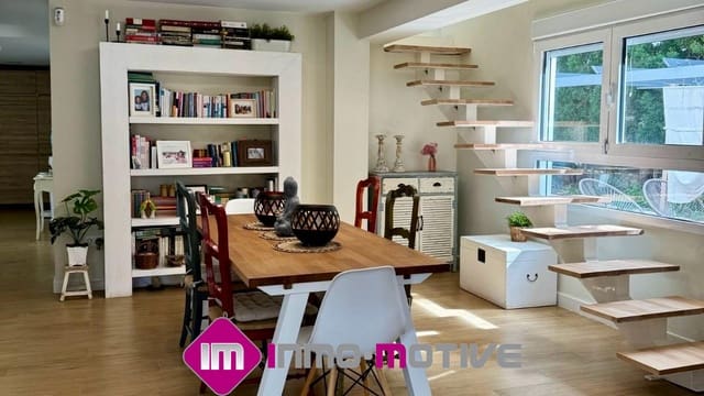 5 bedroom Villa for sale in Alginet with pool - € 595,000 (Ref: 9013086)