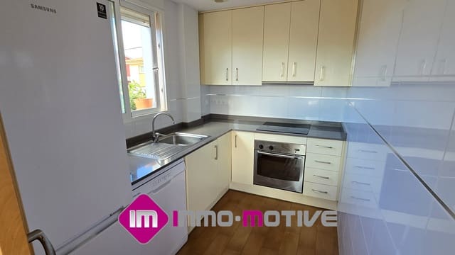 2 soverom Kjedet enebolig til salgs i Peñíscola med svømmebasseng garasje - € 249 000 (Ref: 9376368)