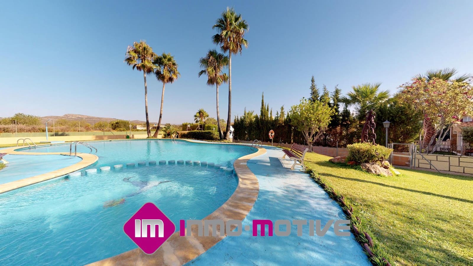 2 soverom Kjedet enebolig til salgs i Peniscola med svømmebasseng garasje - € 249 000 (Ref: 9376368)