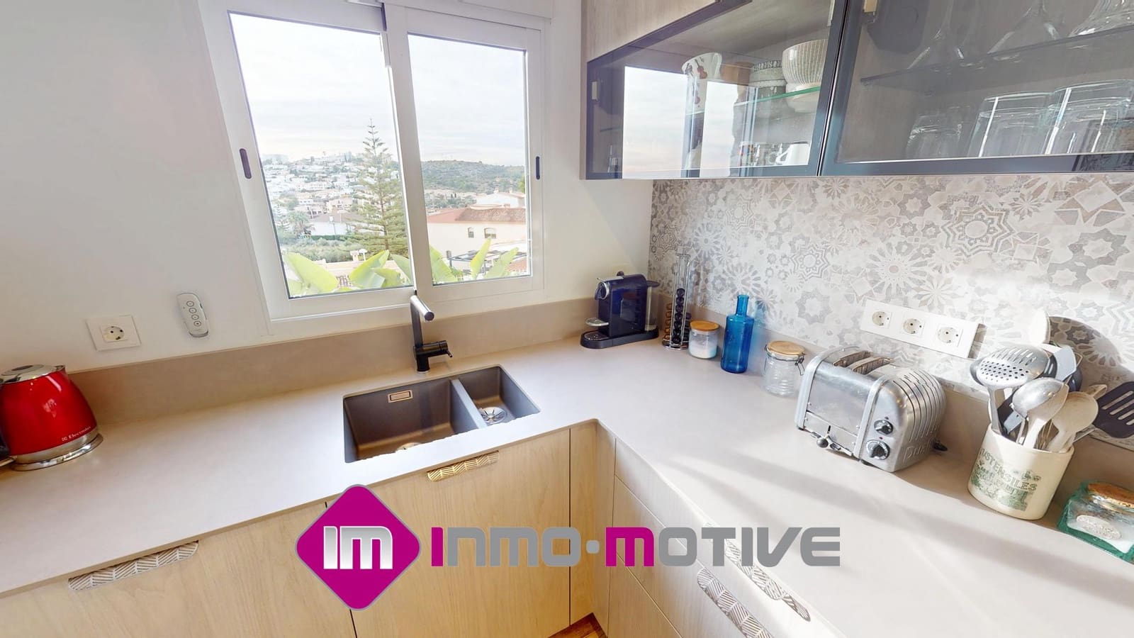 Chalet de 4 habitaciones en Peñíscola en venta con piscina garaje - 810.000 € (Ref: 9453421)