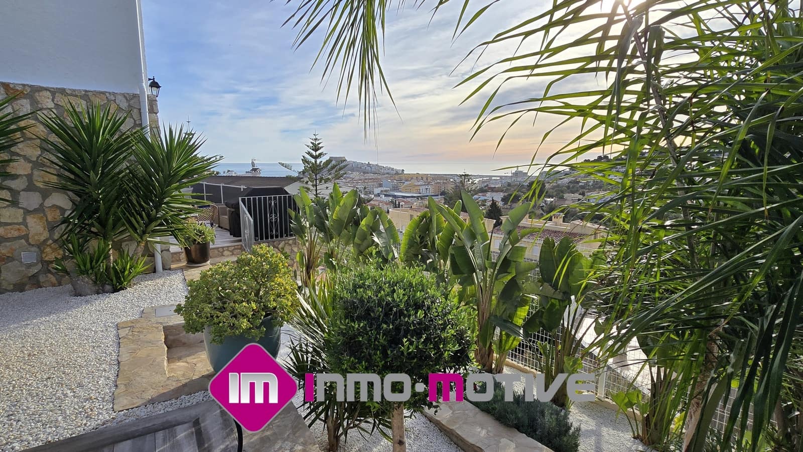 Chalet de 4 habitaciones en Peñíscola en venta con piscina garaje - 810.000 € (Ref: 9453421)