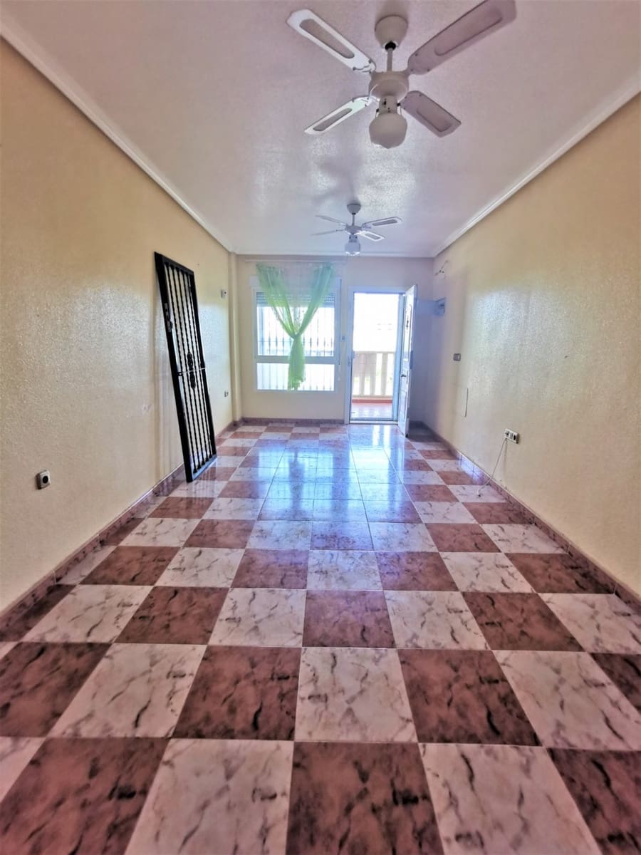 2 bedroom Apartment for sale in Villamartin with pool - € 120,000 (Ref: 3542531)