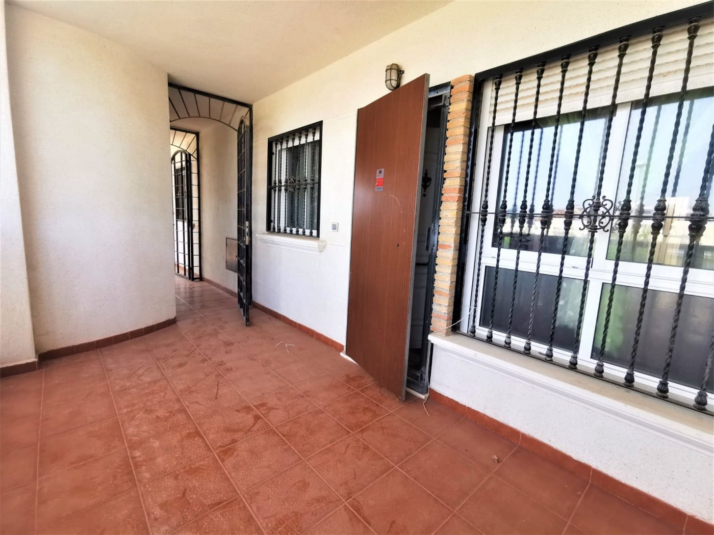 2 bedroom Apartment for sale in Villamartin with pool - € 120,000 (Ref: 3542531)