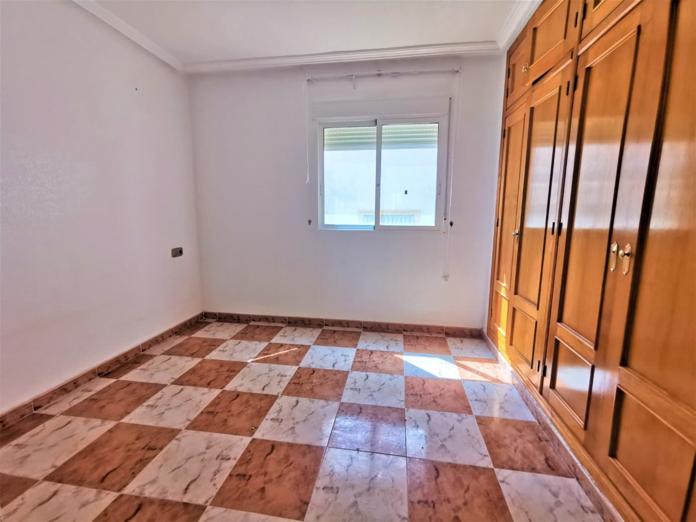 2 bedroom Apartment for sale in Villamartin with pool - € 120,000 (Ref: 3542531)