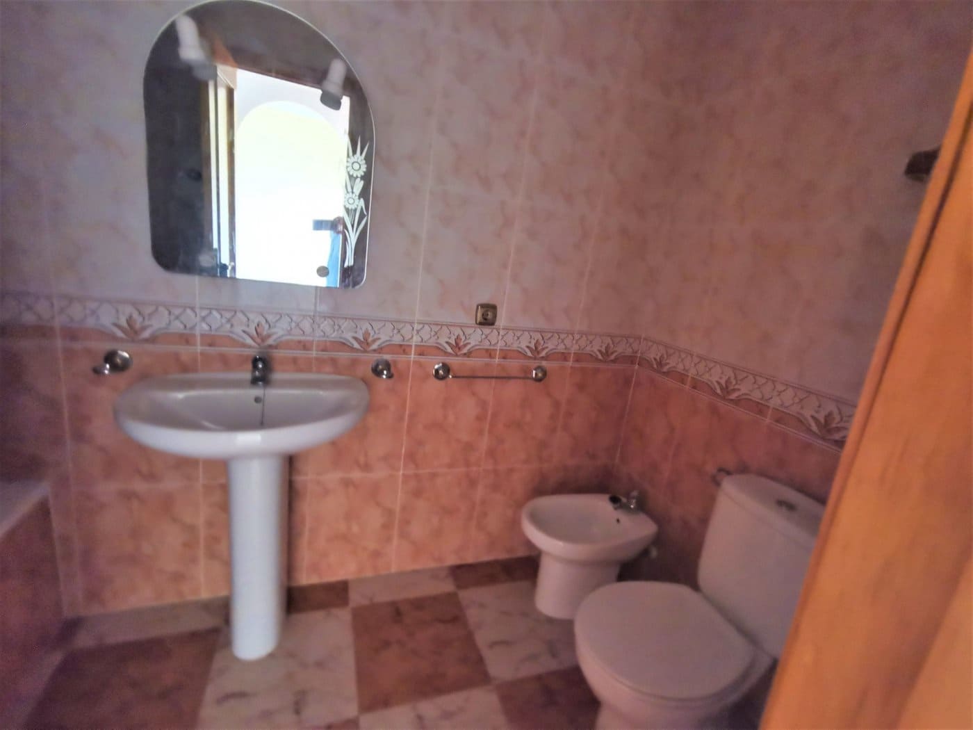 2 bedroom Apartment for sale in Villamartin with pool - € 120,000 (Ref: 3542531)