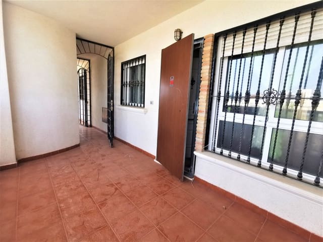 2 bedroom Apartment for sale in Villamartin, Orihuela with pool - € 120,000 (Ref: 3542531)