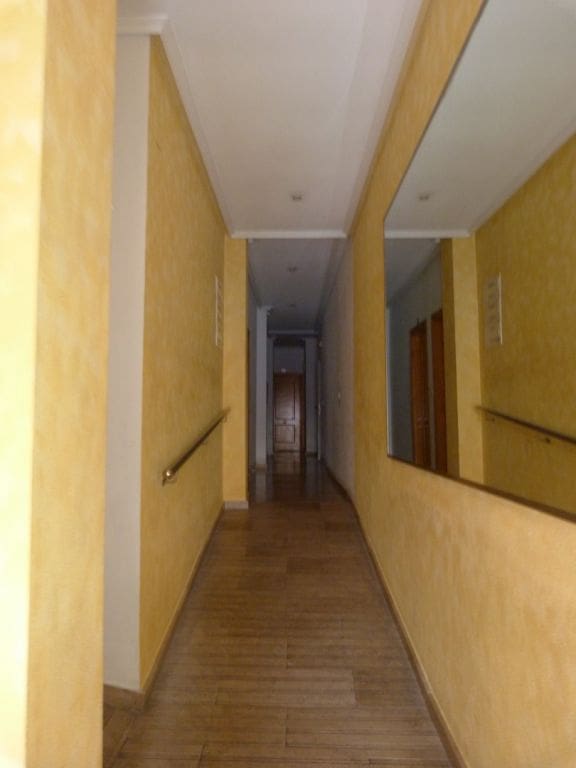 2 bedroom Apartment for sale in Torrevieja - € 125,000 (Ref: 3572345)