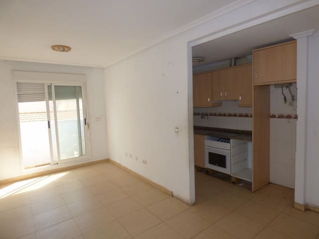 Apartamento de 2 habitaciones en Centro, Torrevieja en venta - 125.000 € (Ref: 3572345)