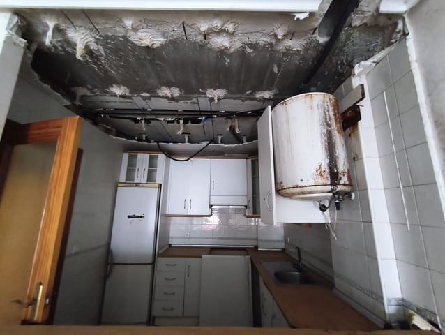 Apartamento de 3 habitaciones en Pilar de la Horadada en venta con garaje - 120.000 € (Ref: 6384083)