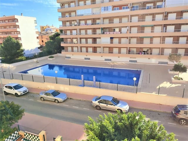2 makuuhuone Huoneisto vuokrattavana paikassa Punta Prima, Torrevieja mukana uima-altaan - 750 € (Ref: 7338551)