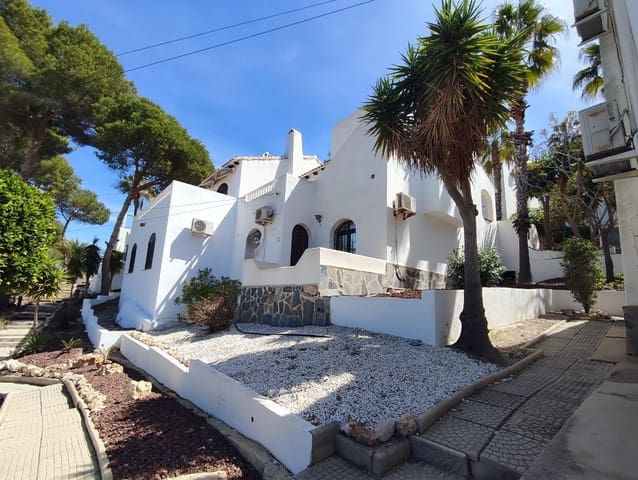 3 makuuhuone Paritalo myytävänä paikassa Villamartin, Orihuela mukana uima-altaan - 199 950 € (Ref: 8209364)