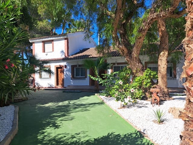 5 bedroom Villa for sale in Los Desamparados, Orihuela with pool - € 450,000 (Ref: 8472506)