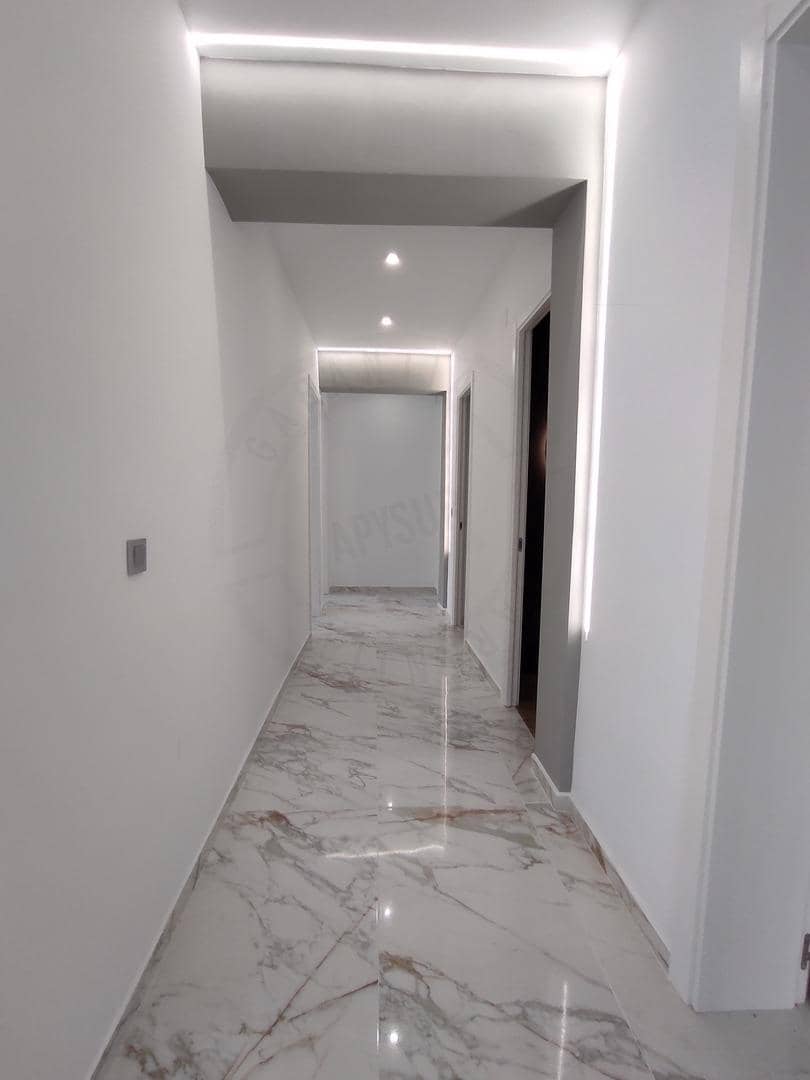 4 slaapkamer Villa te koop in Torrevieja met zwembad garage - € 995.000 (Ref: 8683989)