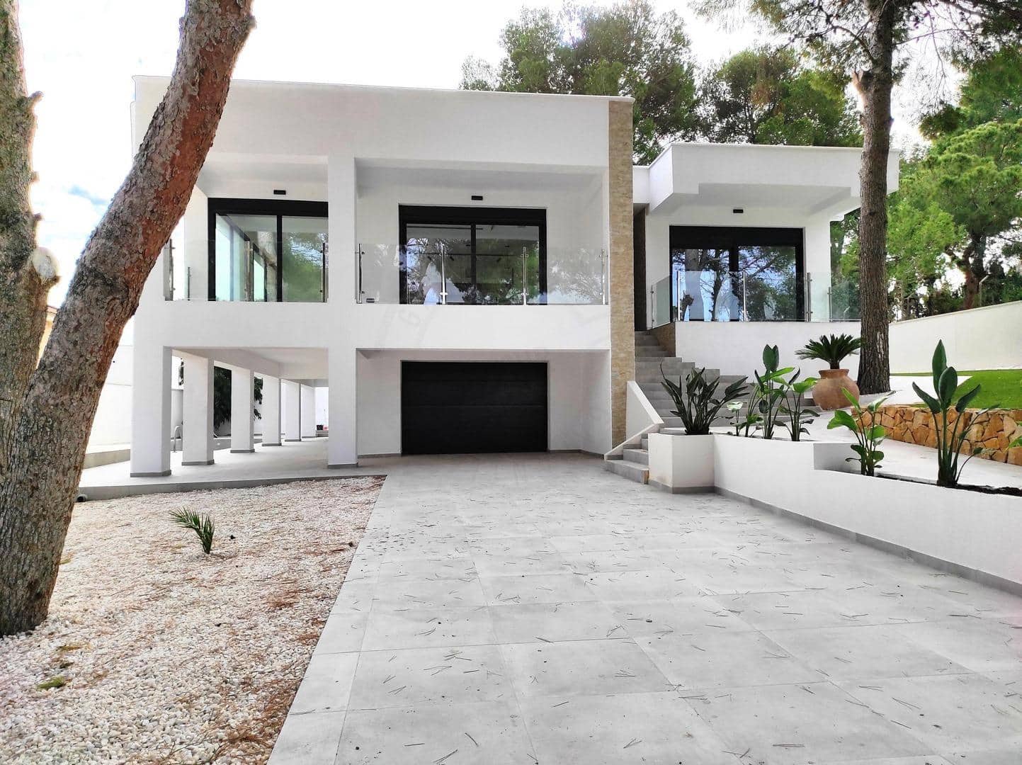 4 slaapkamer Villa te koop in Torrevieja met zwembad garage - € 995.000 (Ref: 8683989)