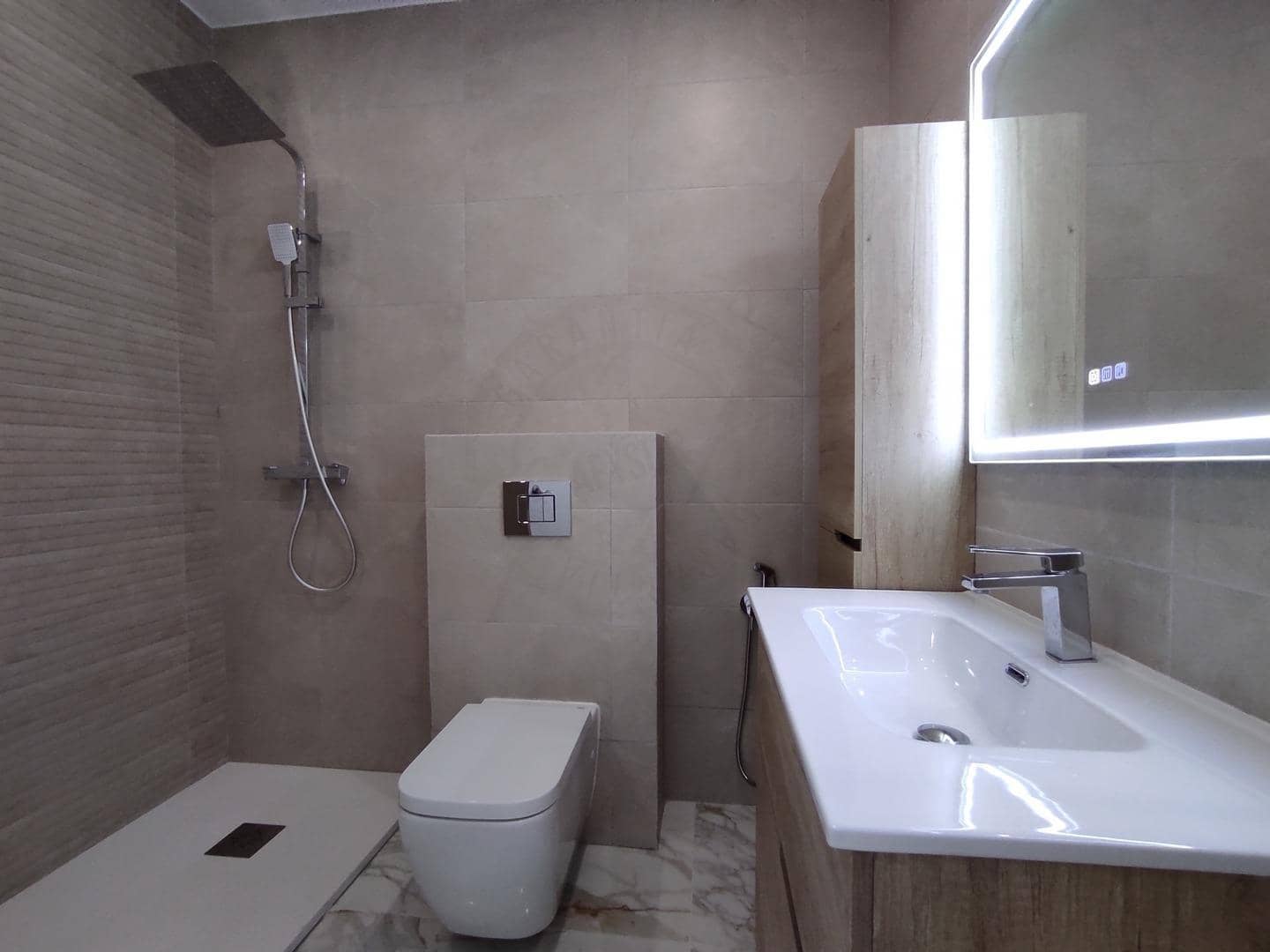 4 slaapkamer Villa te koop in Torrevieja met zwembad garage - € 995.000 (Ref: 8683989)