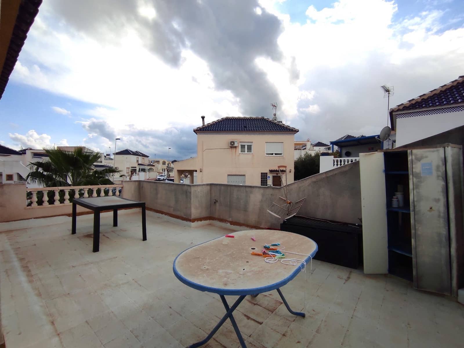 3 sovrum Semi-fristående Villa till salu i Torrevieja med pool - 217 500 € (Ref: 8806327)