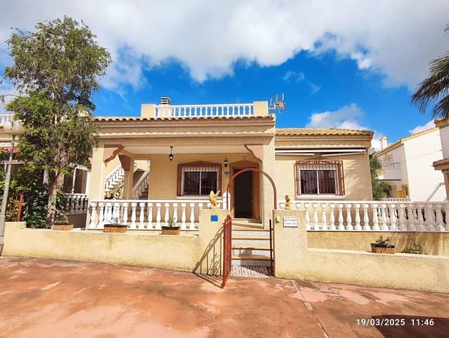 3 makuuhuone Rivitalo myytävänä paikassa Algorfa mukana uima-altaan - 185 000 € (Ref: 8889196)