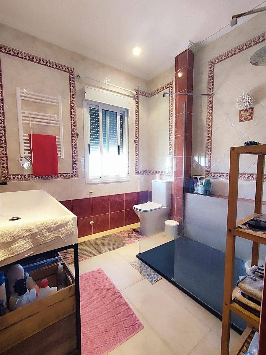 2 bedroom Villa for sale in Torrevieja with pool - € 780,000 (Ref: 8889197)
