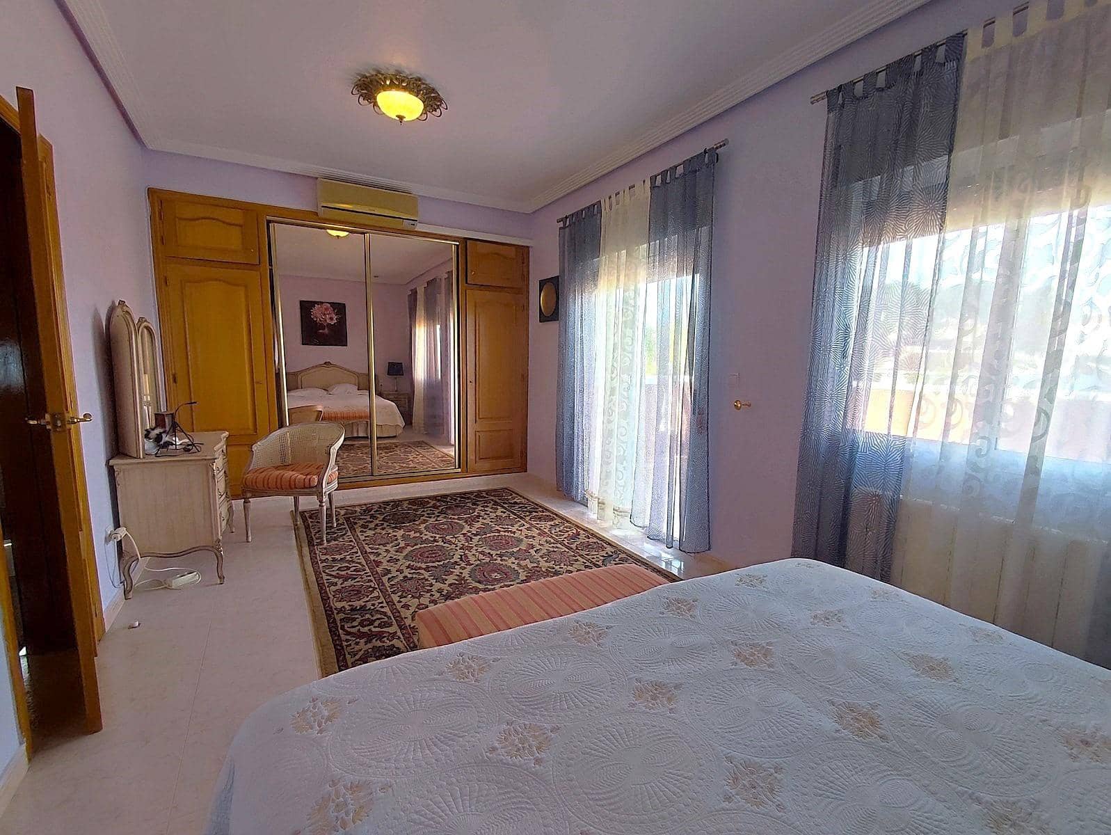 2 bedroom Villa for sale in Torrevieja with pool - € 780,000 (Ref: 8889197)