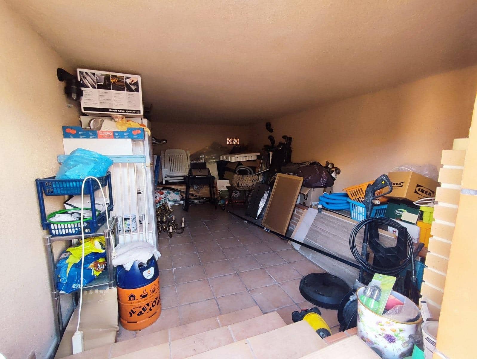 2 bedroom Villa for sale in Torrevieja with pool - € 780,000 (Ref: 8889197)