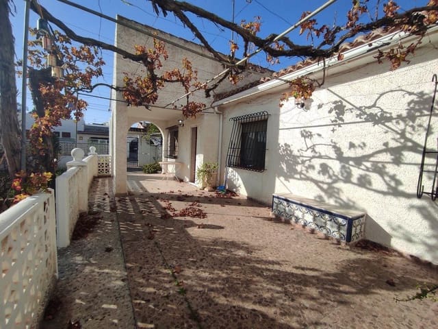 5 slaapkamer Villa te koop in Los Balcones - Los Altos, Torrevieja met garage - € 469.950 (Ref: 9089844)