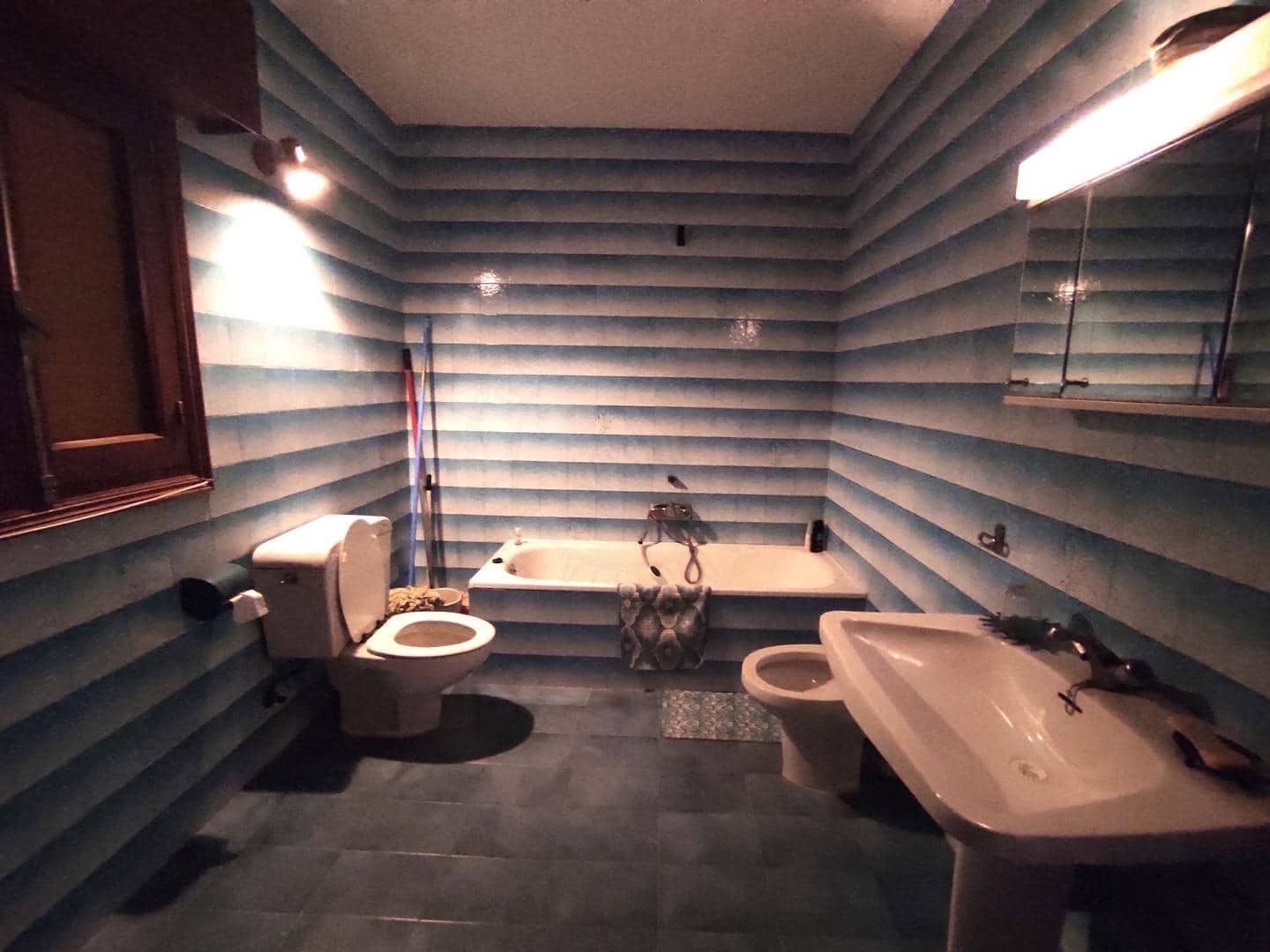 5 sypialnia Willa na sprzedaż w Torrevieja z garażem - 469 950 € (Ref: 9089844)