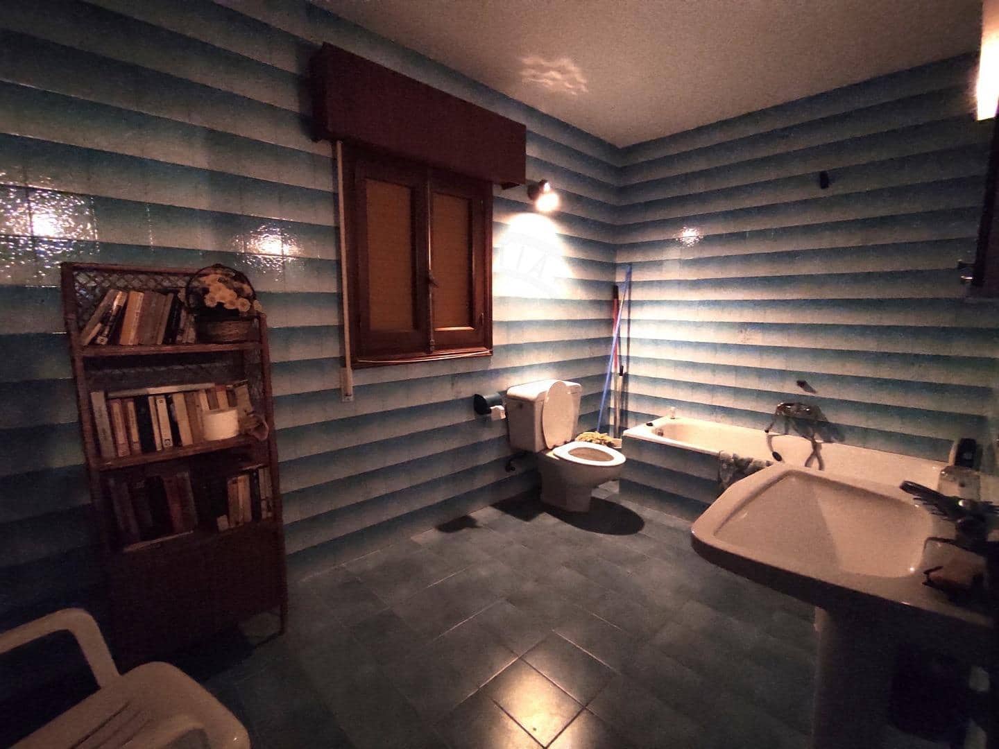 5 bedroom Villa for sale in Torrevieja with garage - € 469,950 (Ref: 9089844)