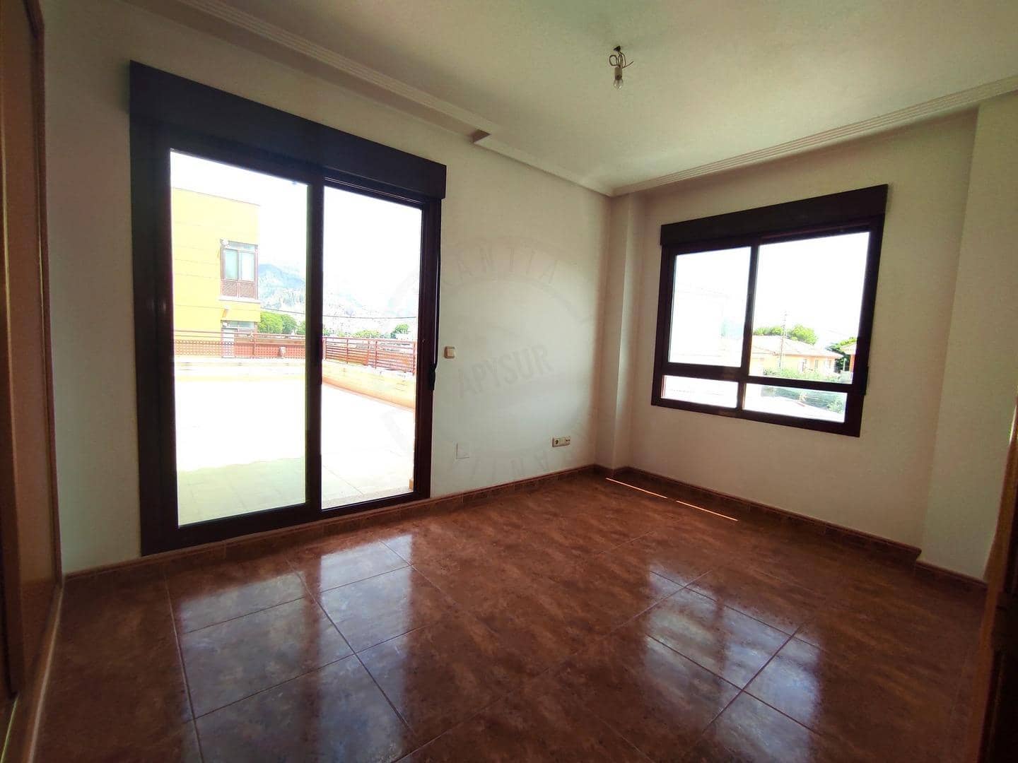 3 bedroom Semi-detached Villa for sale in Orihuela with garage - € 199,000 (Ref: 9095314)