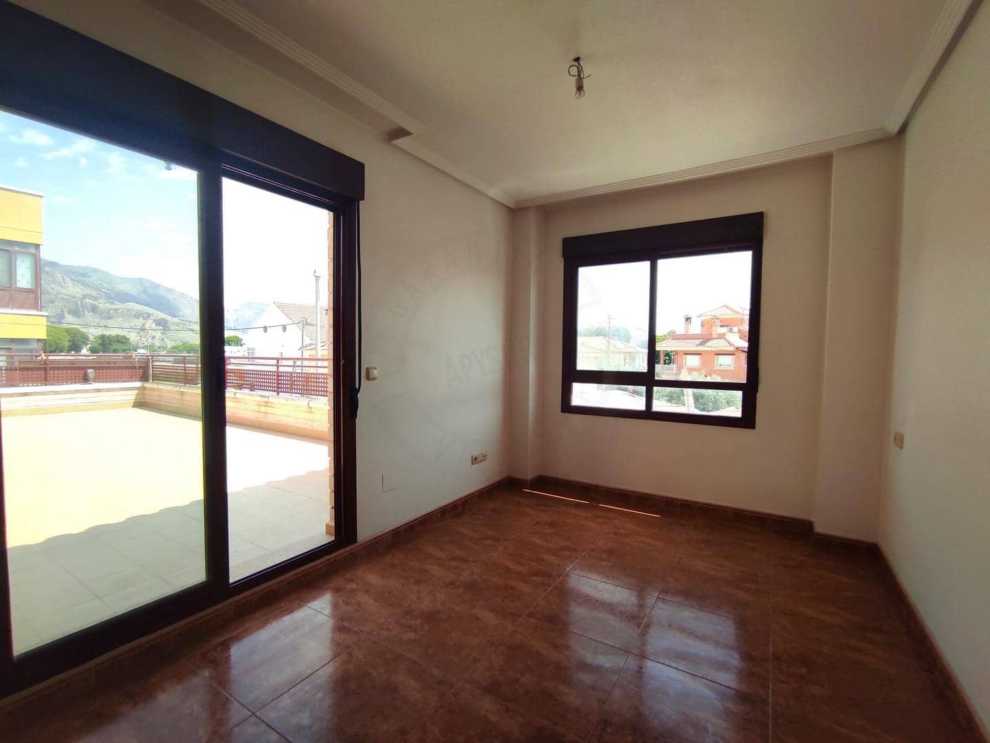 3 bedroom Semi-detached Villa for sale in Orihuela with garage - € 199,000 (Ref: 9095314)