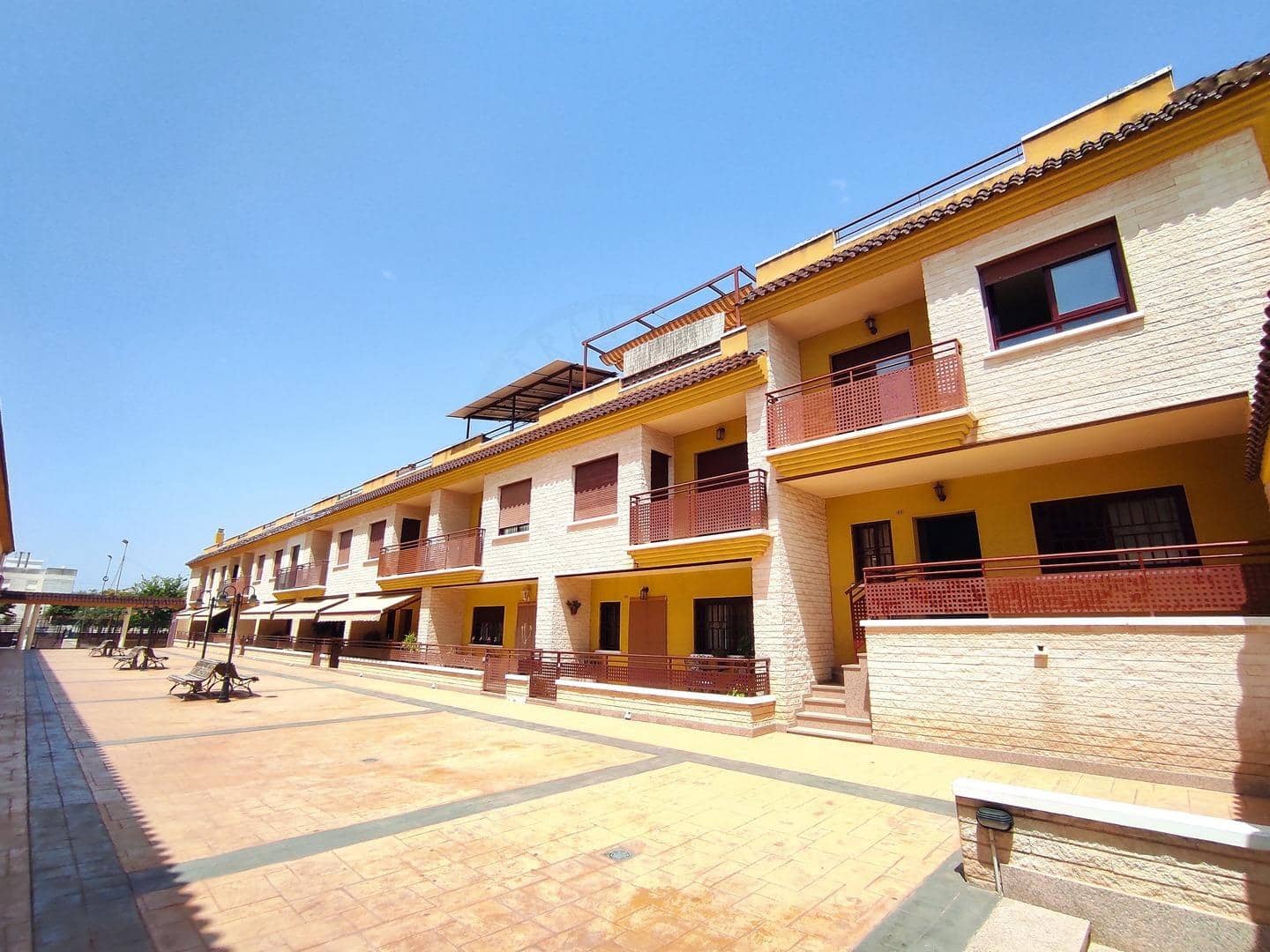 3 bedroom Semi-detached Villa for sale in Orihuela with garage - € 199,000 (Ref: 9095314)